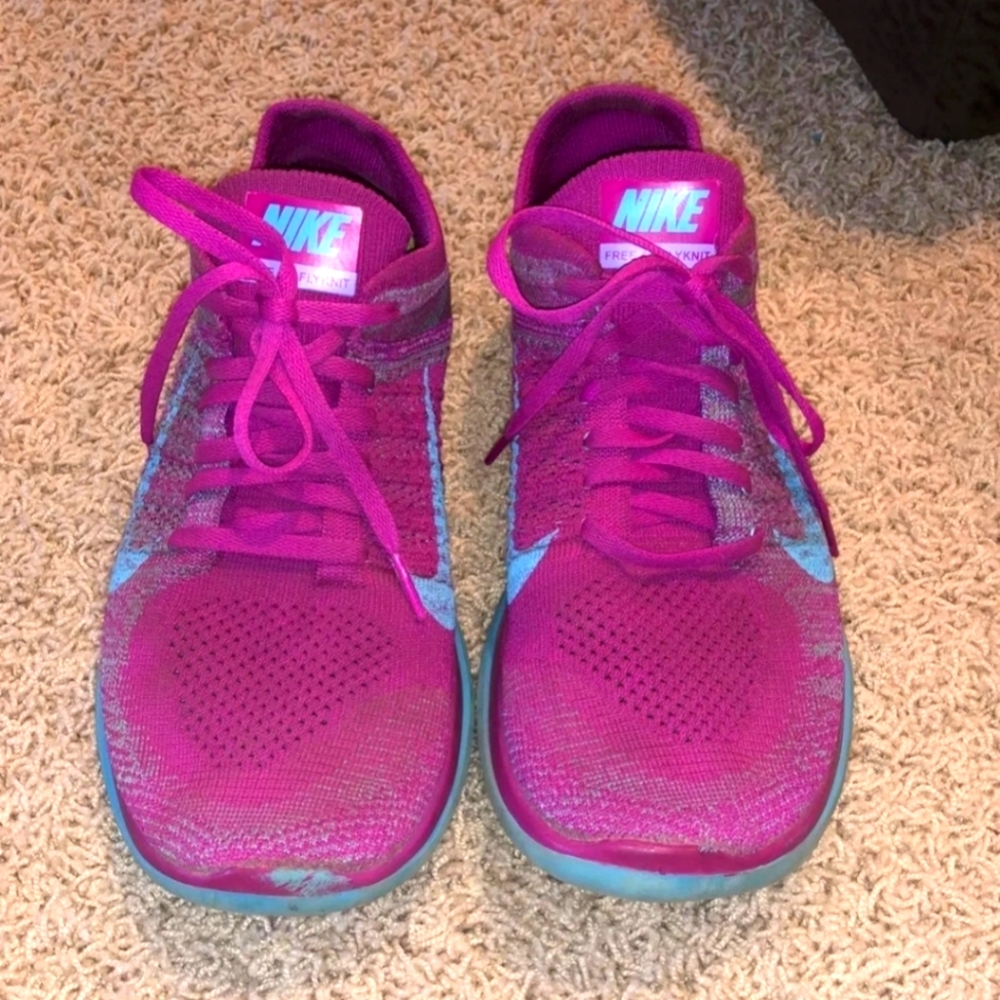 Nike Free Flyknit Athletic/Running shoes - W 9½